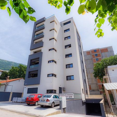 N Apartments Sutomore Exterior foto